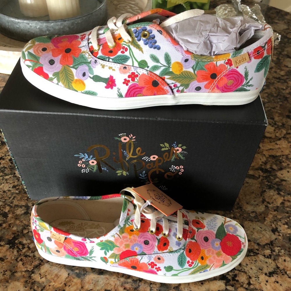 Rifle Paper Co Size 6 Keds